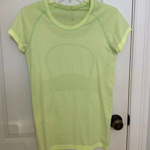 Swiftly tech Lululemon tee